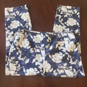 Chicos So Slimming Crop Pants